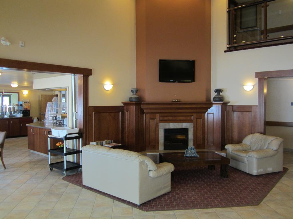 Super 8 By Wyndham Fort Nelson Bc Exterior foto